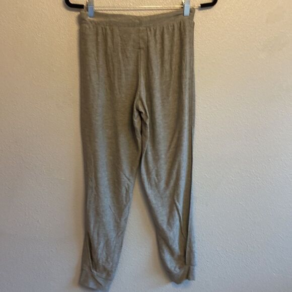 NWT- Chaser grey jogger with side slits- Size Medium - Picture 5 of 9